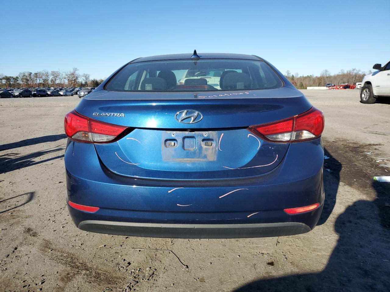 HYUNDAI ELANTRA SE