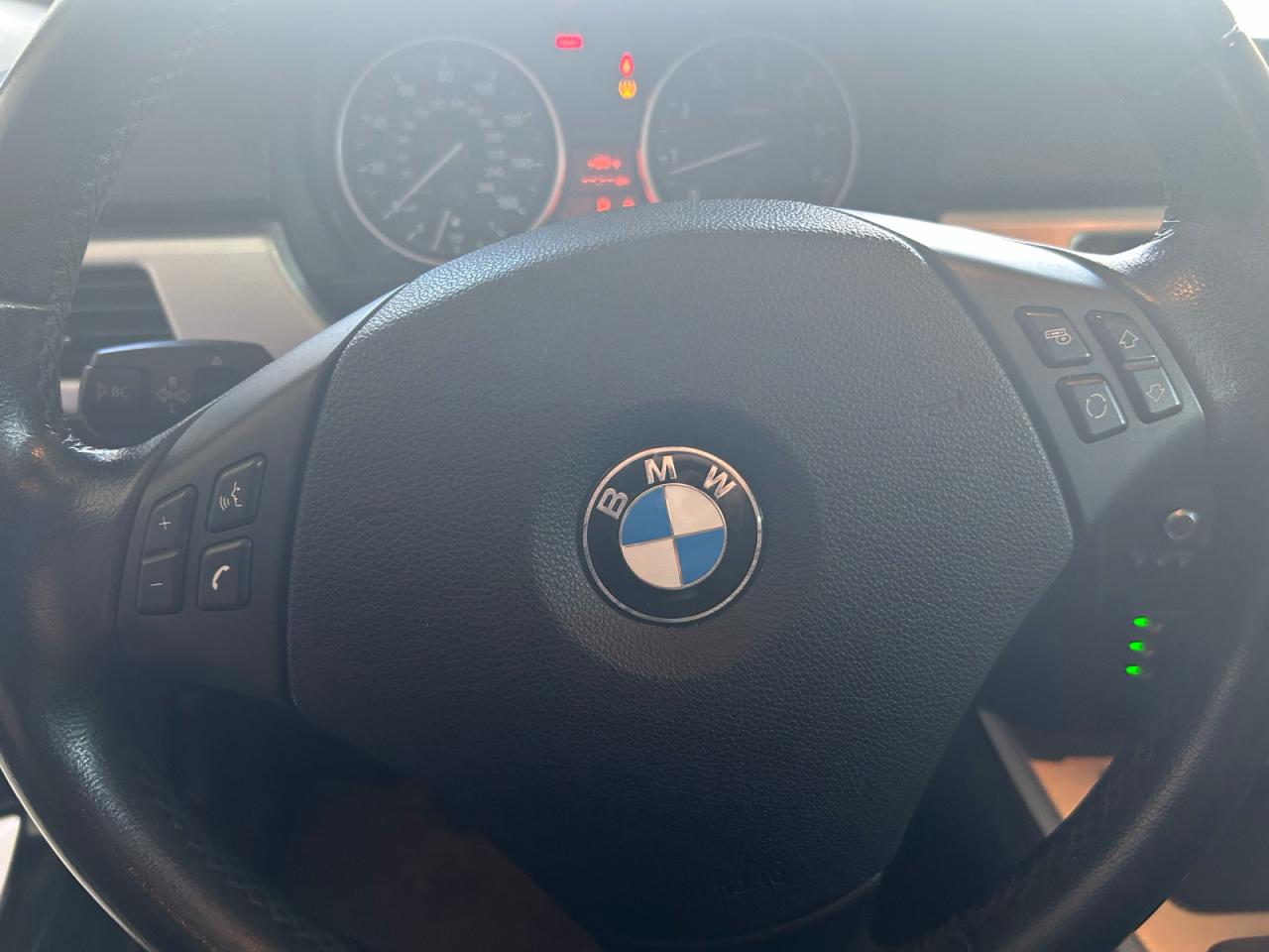 BMW 3 SERIES XI SULEV