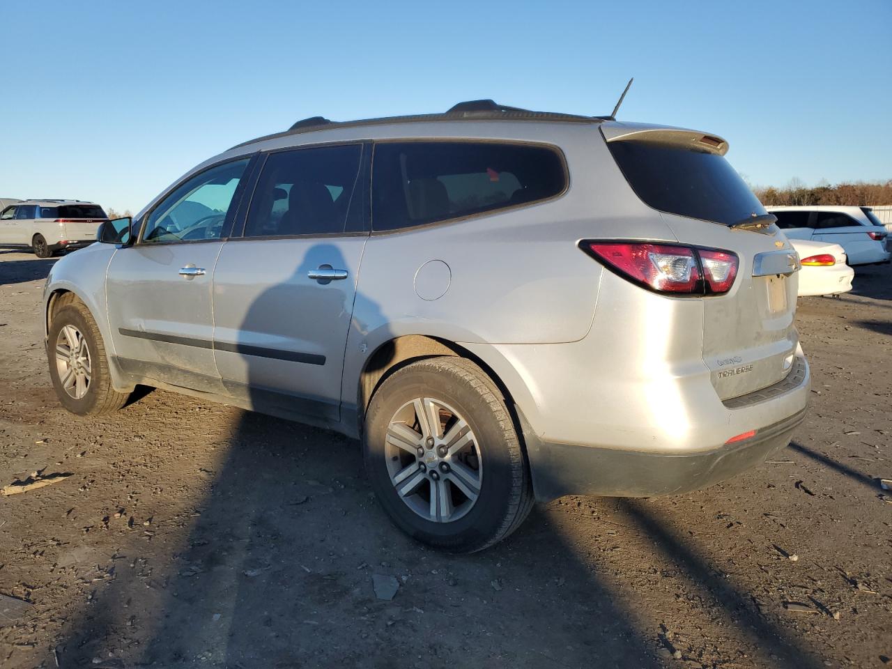 CHEVROLET TRAVERSE LS