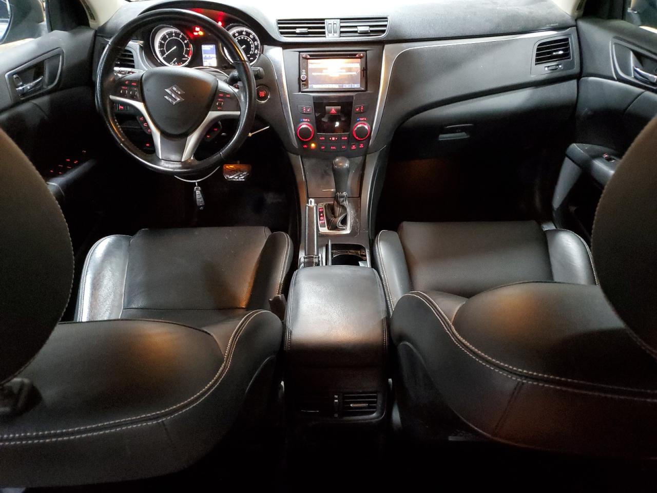 SUZUKI KIZASHI SPORT SLS