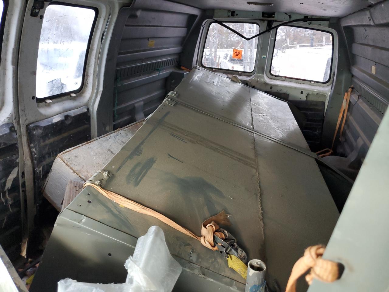 Lot #3302706062 1998 GMC SAVANA