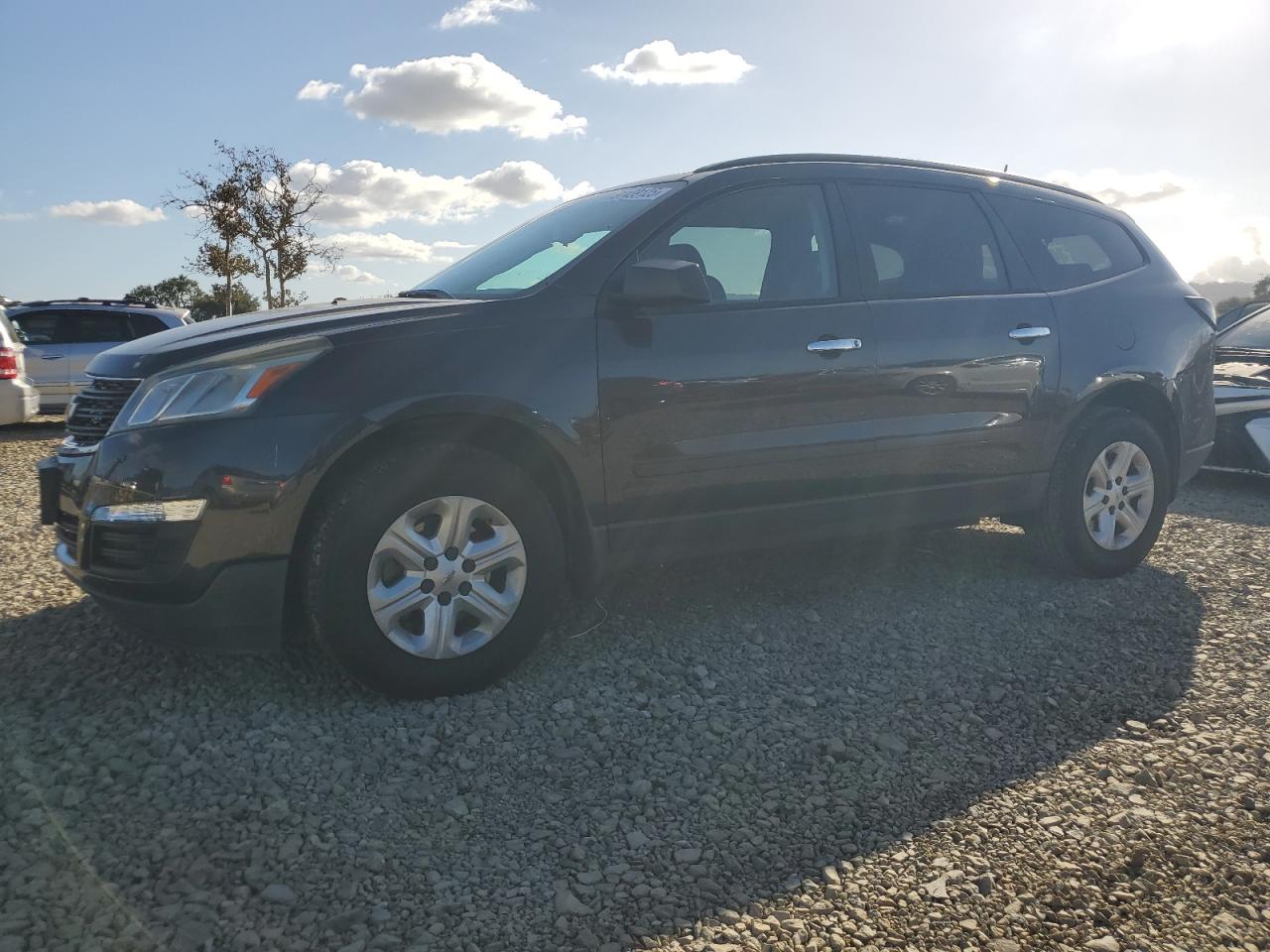 CHEVROLET TRAVERSE LS