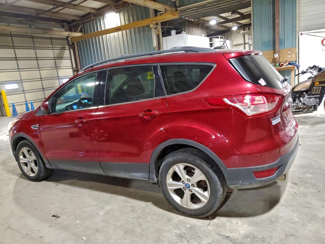 FORD ESCAPE SE