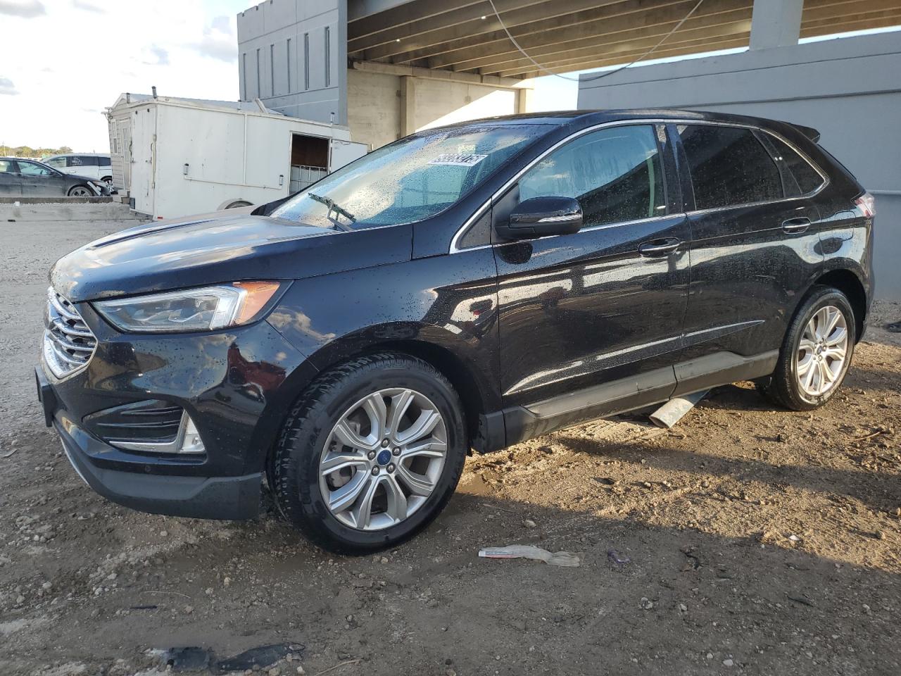 FORD EDGE TITANIUM