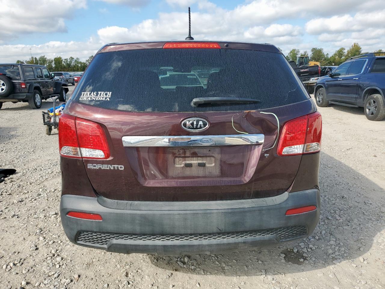 KIA SORENTO LX