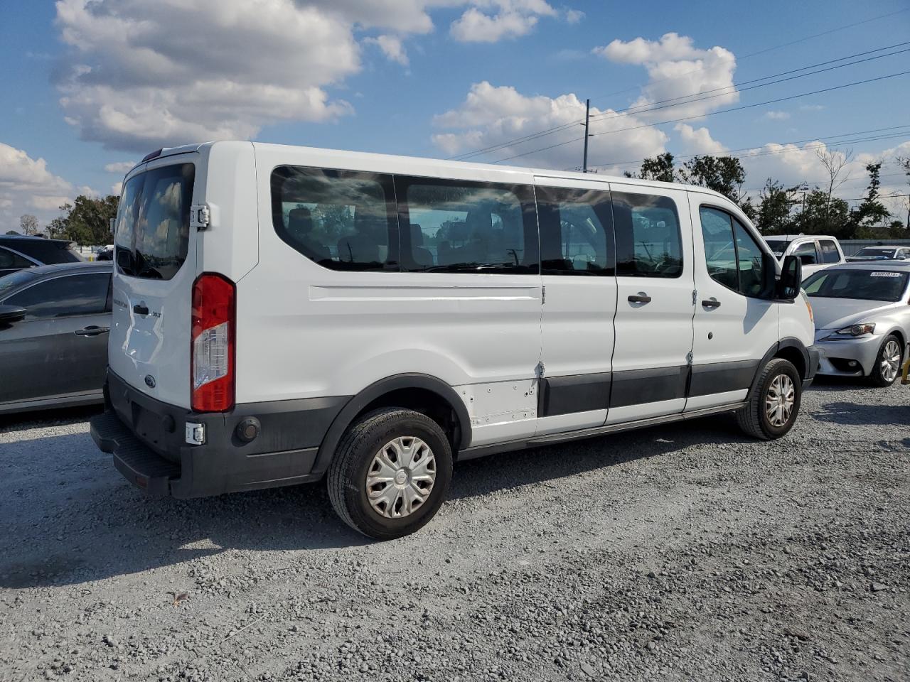 FORD TRANSIT T-350