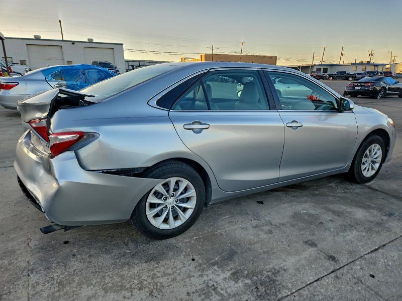 2015 TOYOTA CAMRY LE #3296387662