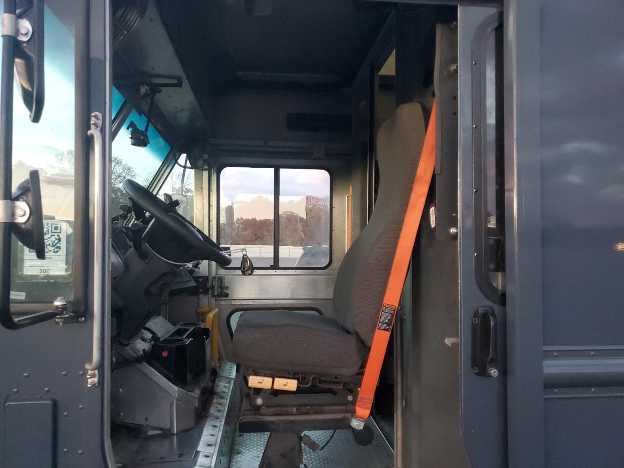 Lot #3312396118 2020 FORD F59