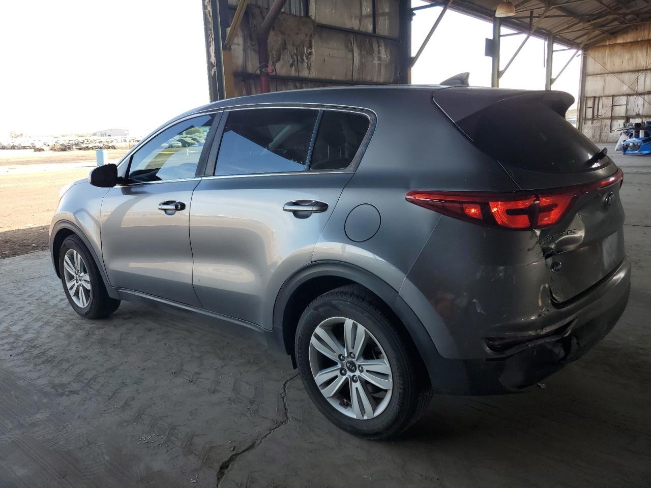 KIA SPORTAGE LX