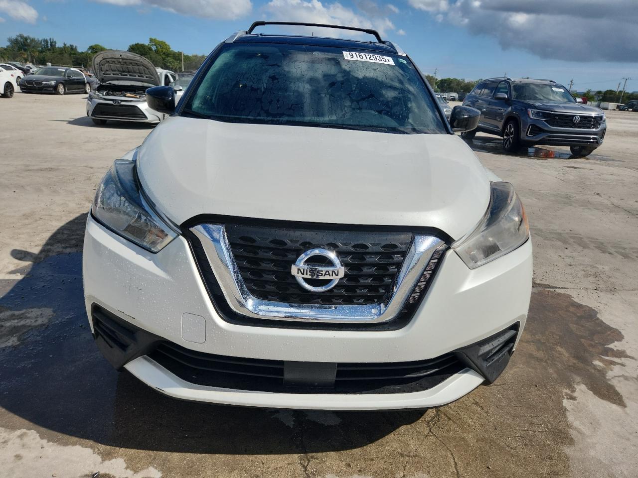 NISSAN KICKS SV