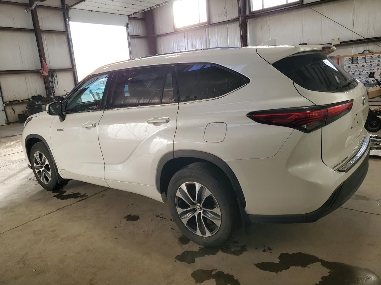 TOYOTA HIGHLANDER HYBRID XLE