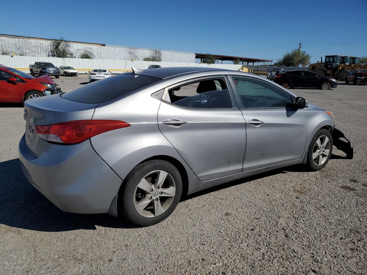 HYUNDAI ELANTRA GLS