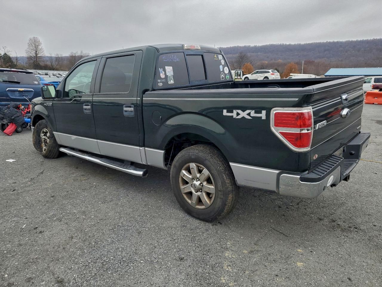 FORD F-150 SUPERCREW