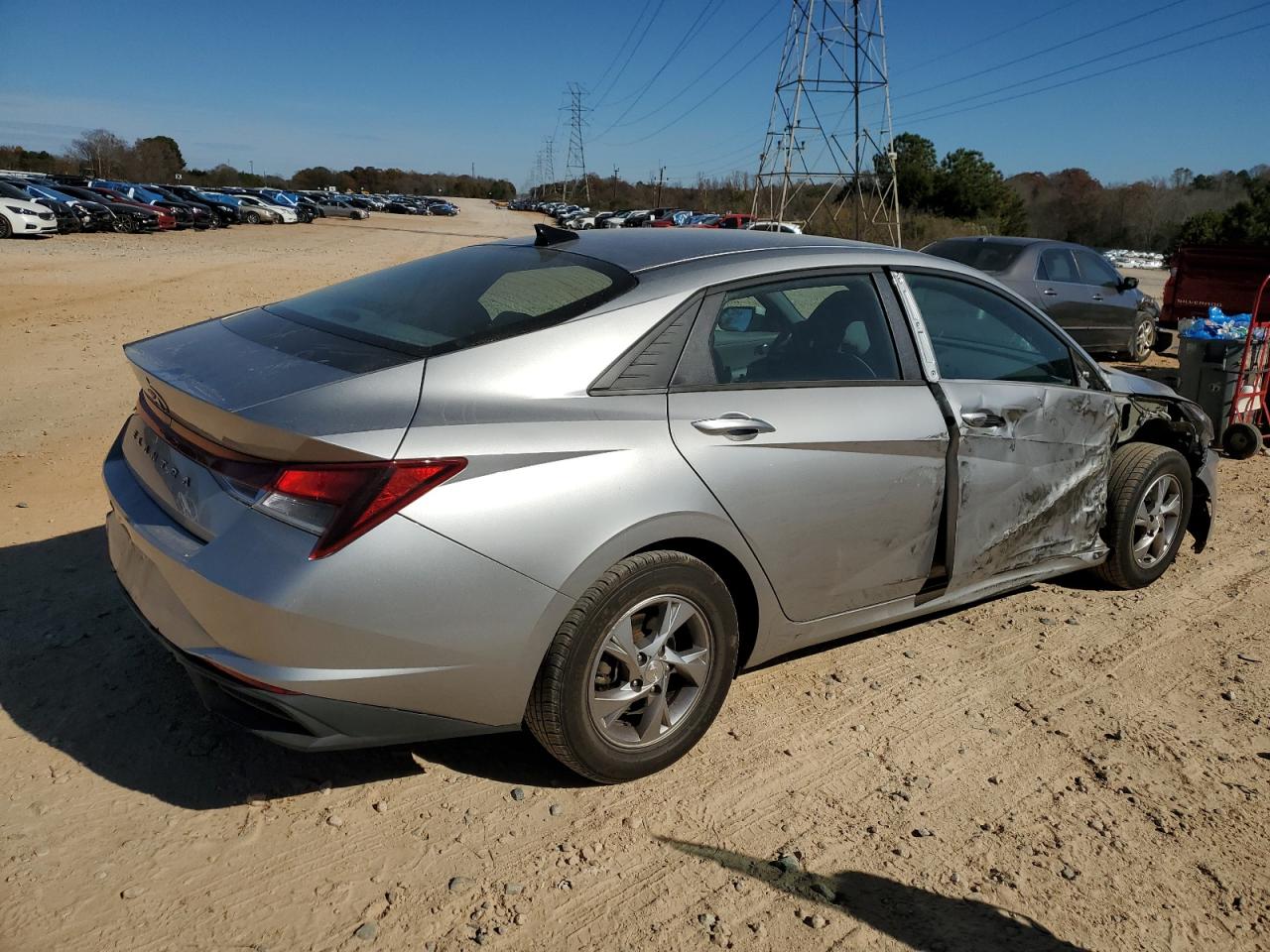 Lot #3308229162 2021 HYUNDAI ELANTRA SE