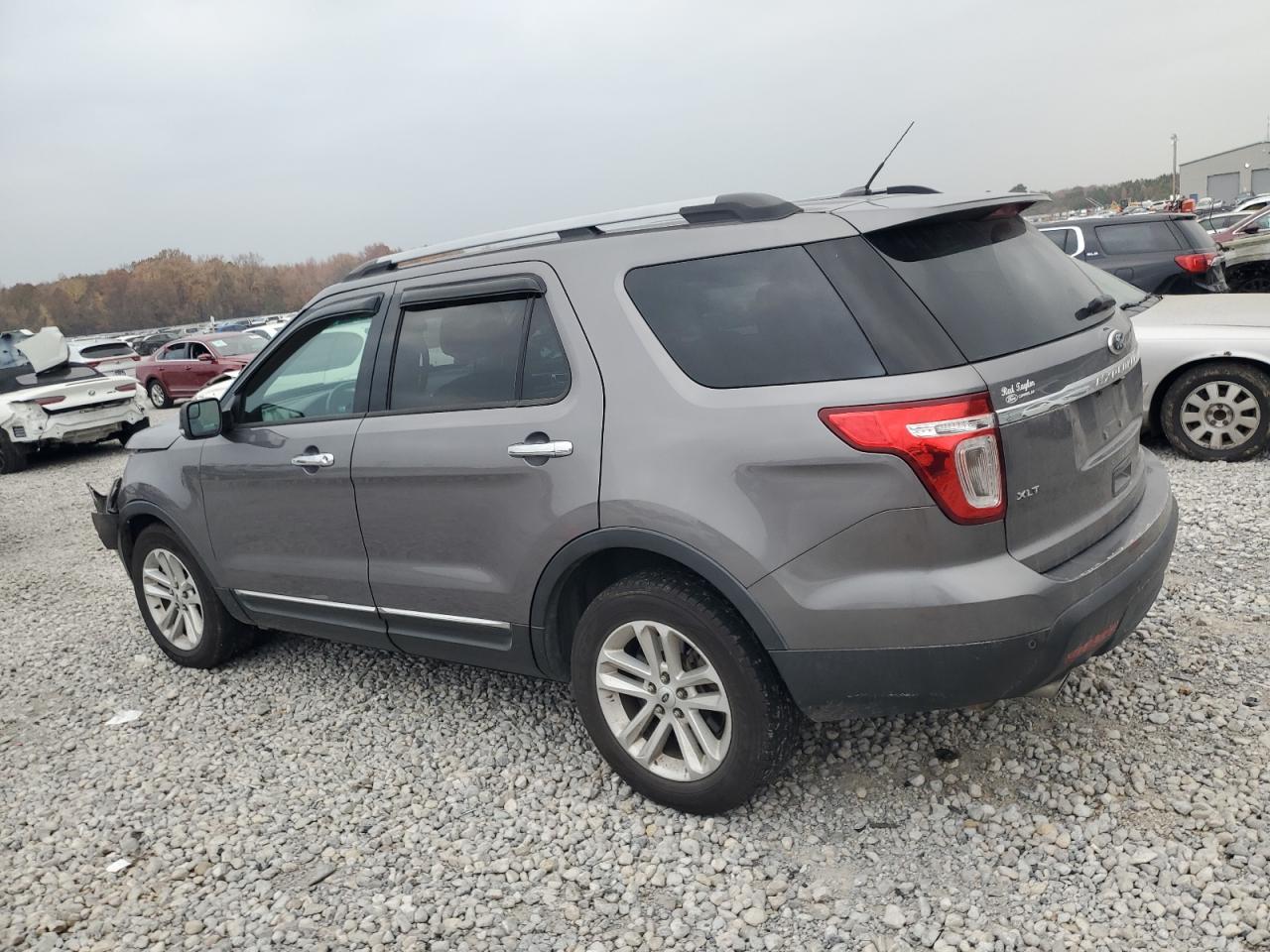 FORD EXPLORER XLT