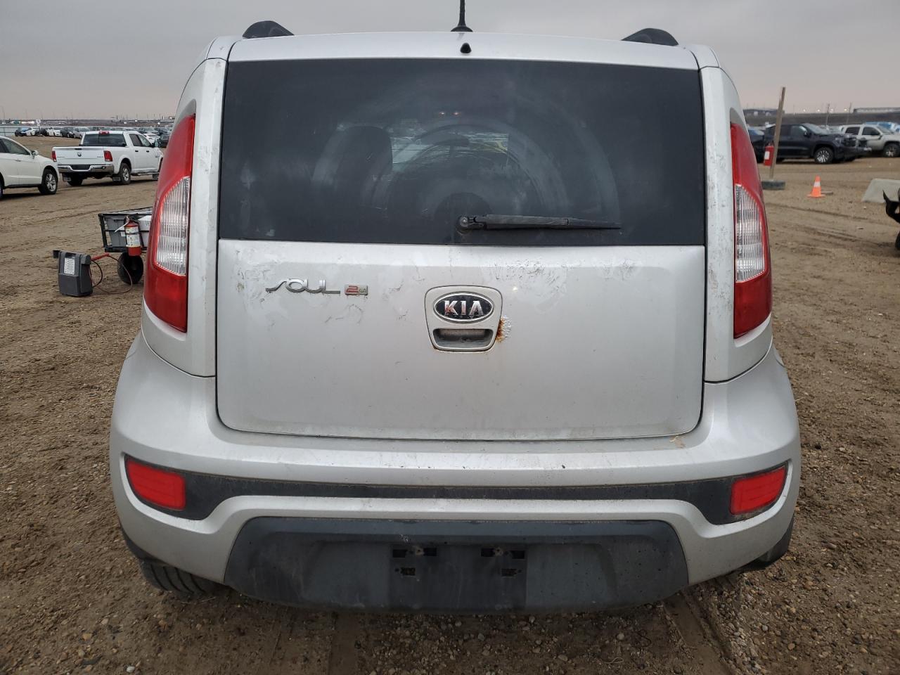 KIA SOUL +