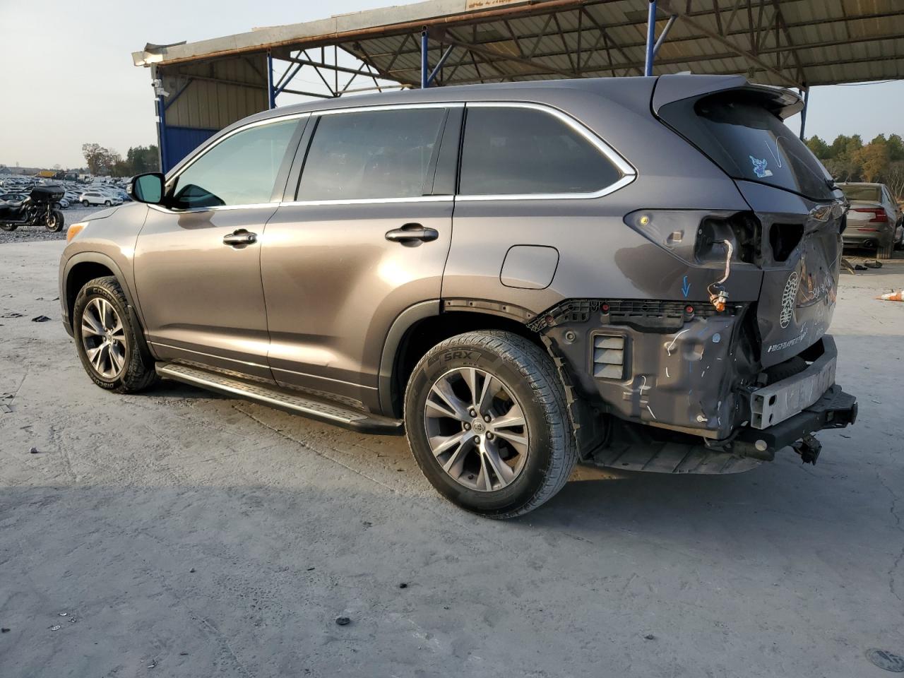 TOYOTA HIGHLANDER LE