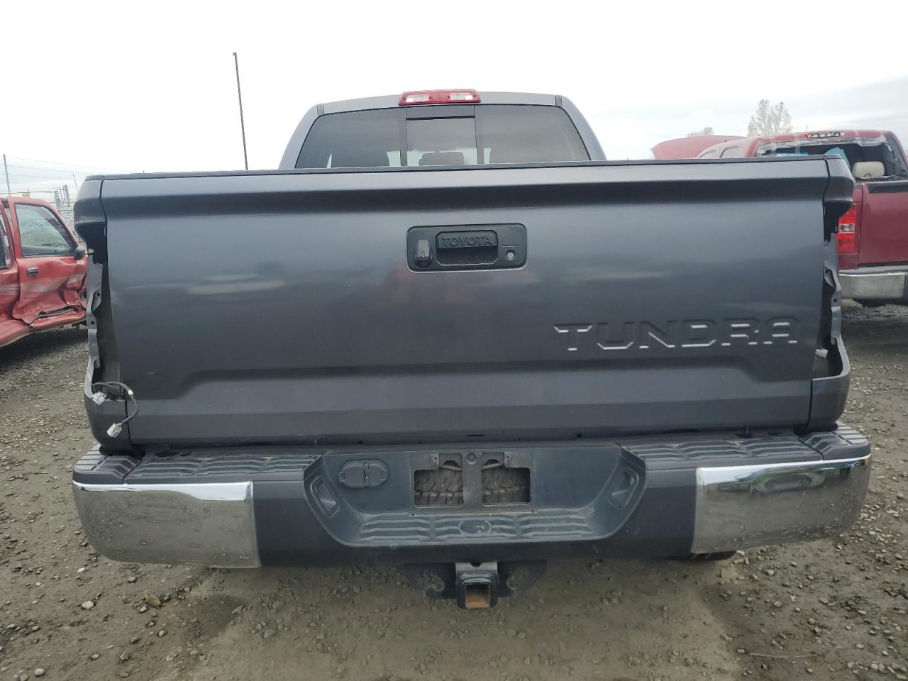 TOYOTA TUNDRA DOUBLE CAB SR