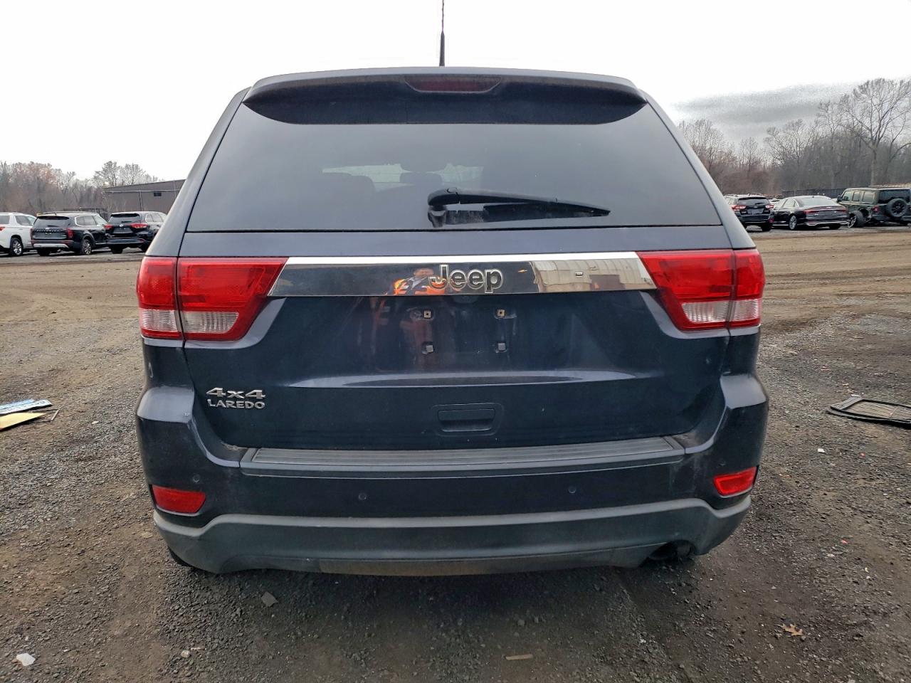 JEEP GRAND CHEROKEE LAREDO