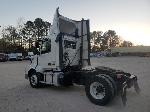2017 VOLVO VN VNL #3292427568