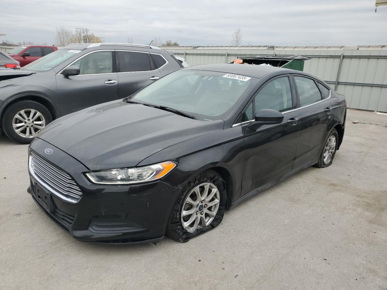 FORD FUSION S