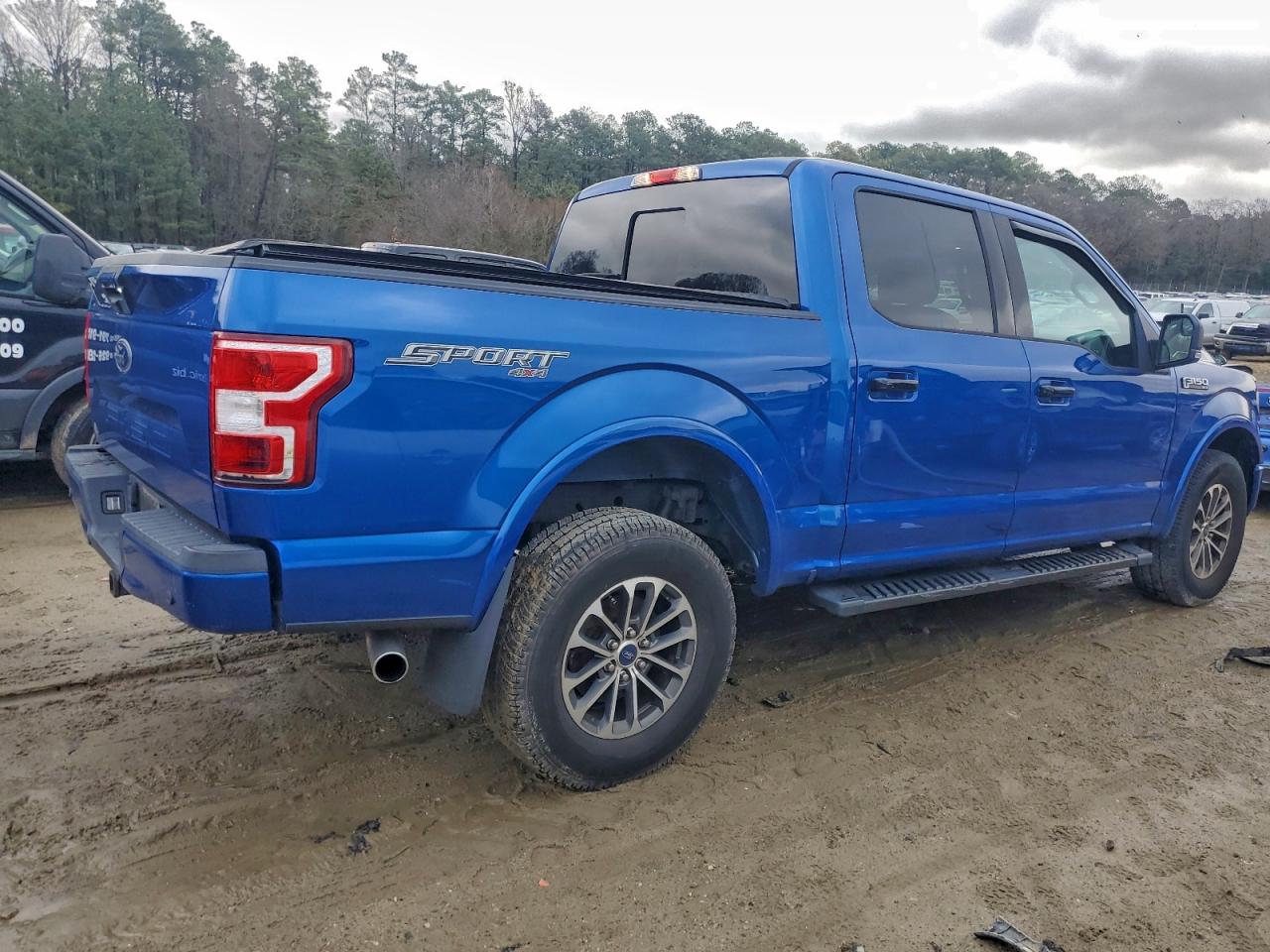 FORD F-150 SUPERCREW
