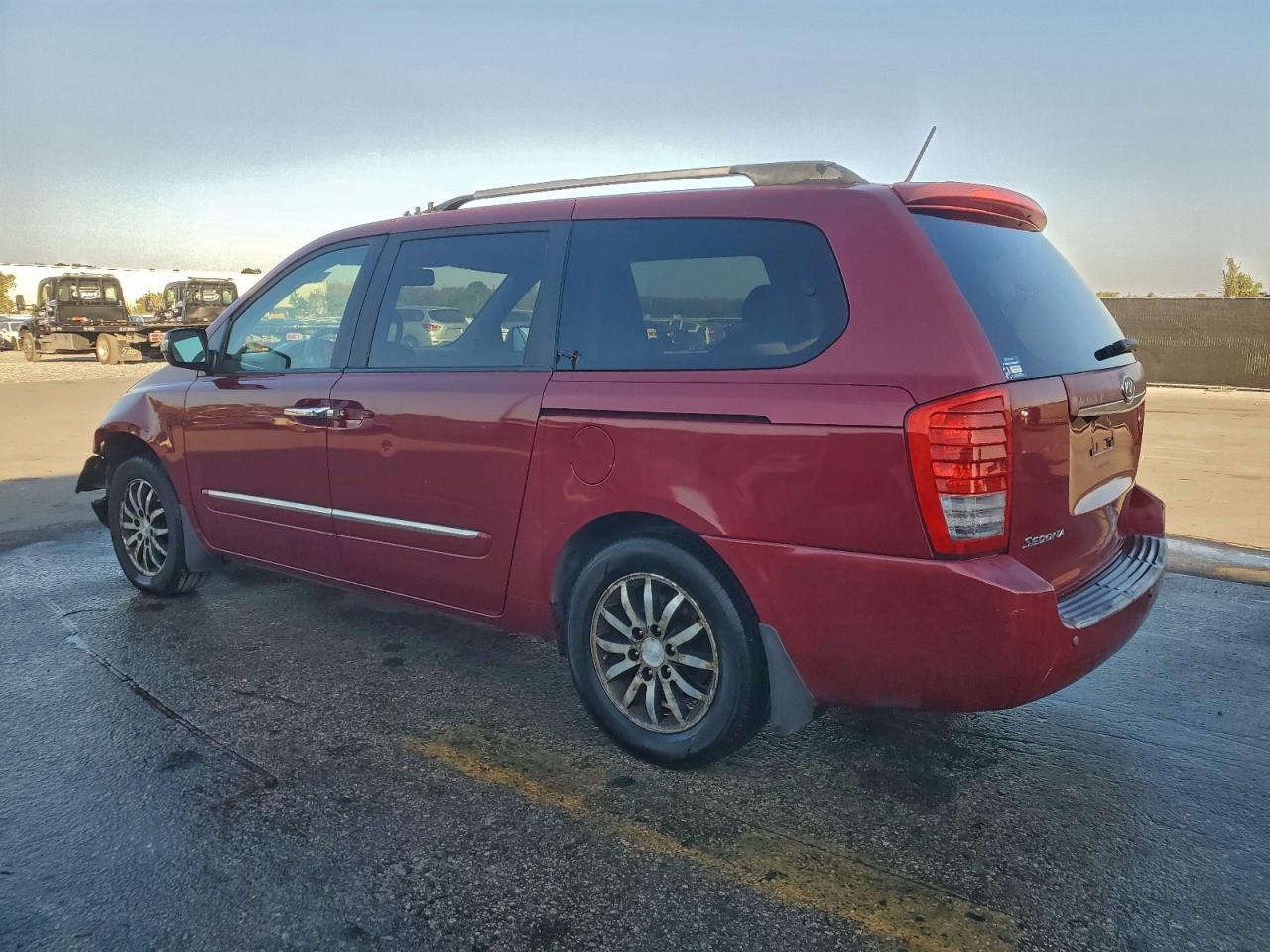 Lot #3309527578 2011 KIA SEDONA EX