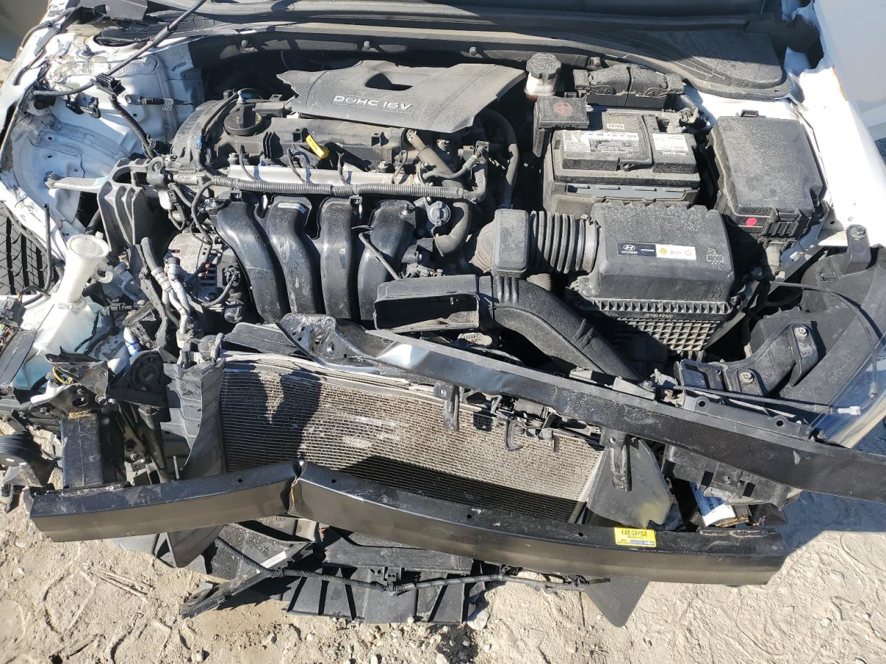 Lot #3301834378 2017 HYUNDAI ELANTRA SE