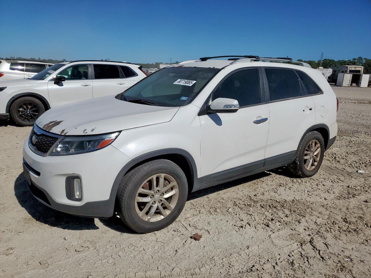 KIA SORENTO LX