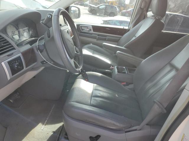 2010 CHRYSLER TOWN & COU - 2A4RR5D19AR137677