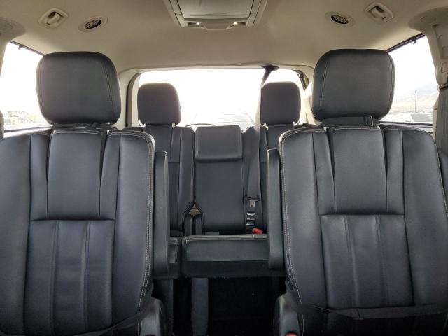 2016 CHRYSLER TOWN & COU - 2C4RC1BG0GR288066