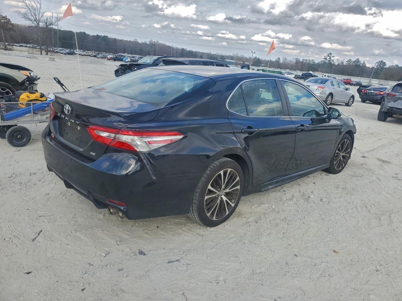 TOYOTA CAMRY L