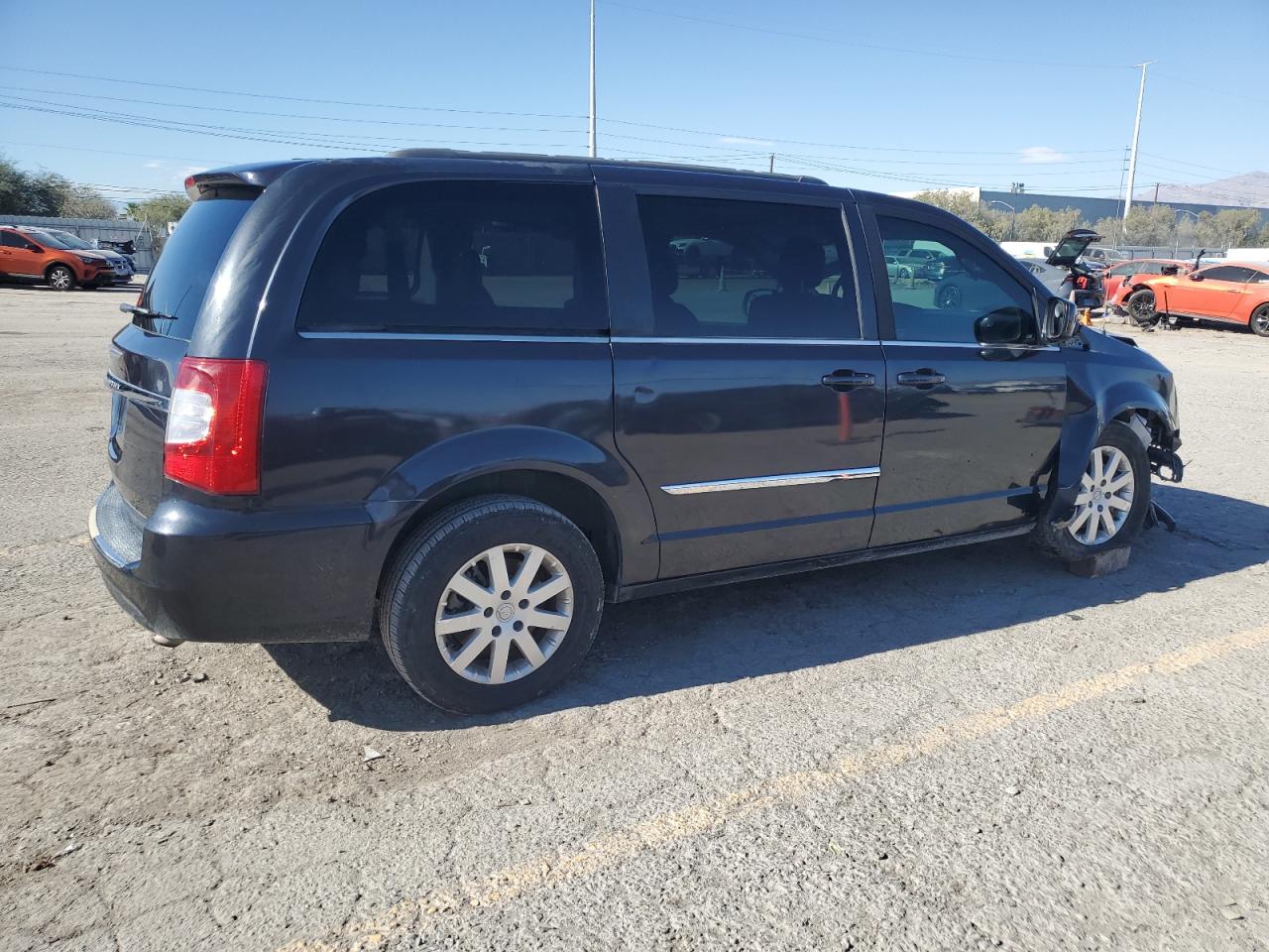 CHRYSLER TOWN & COUNTRY TOURING