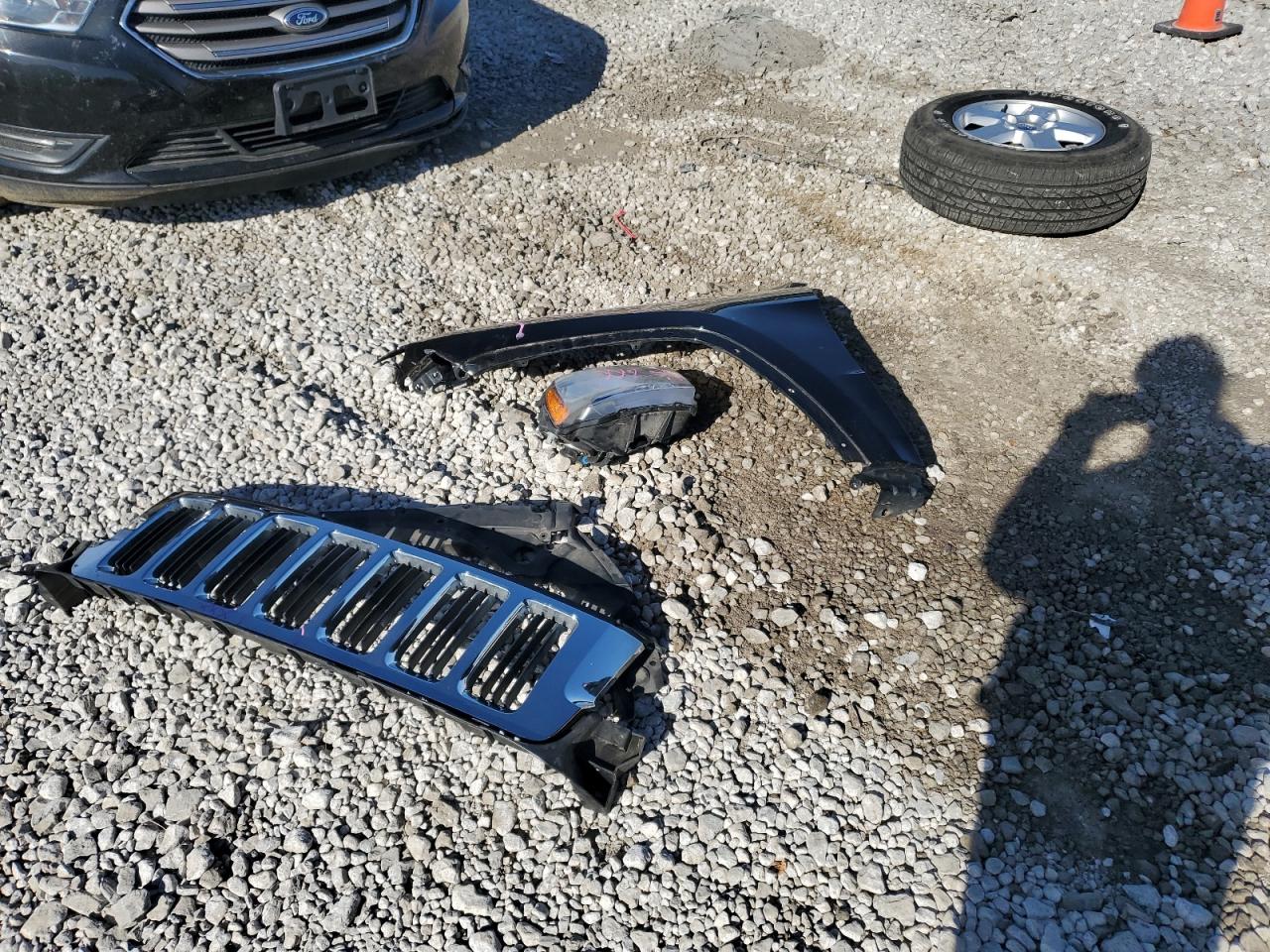 JEEP GRAND CHEROKEE LAREDO