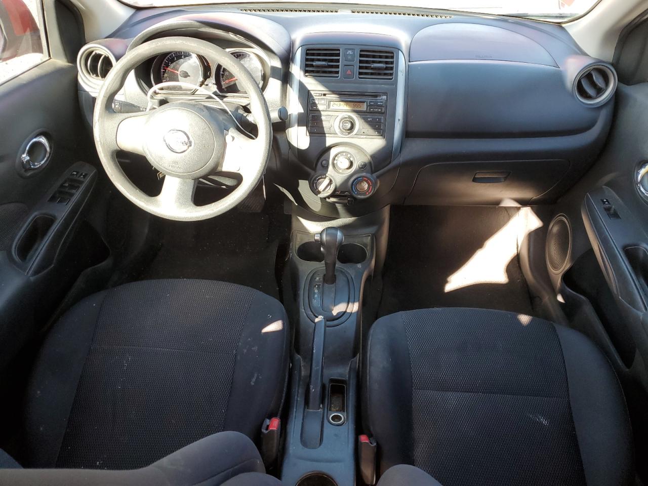 NISSAN VERSA S