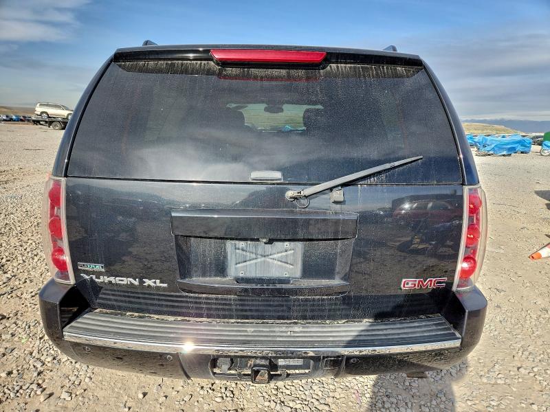 2011 GMC YUKON XL D #3298143271