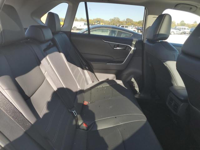 2025 TOYOTA RAV4 XLE P #3297321379