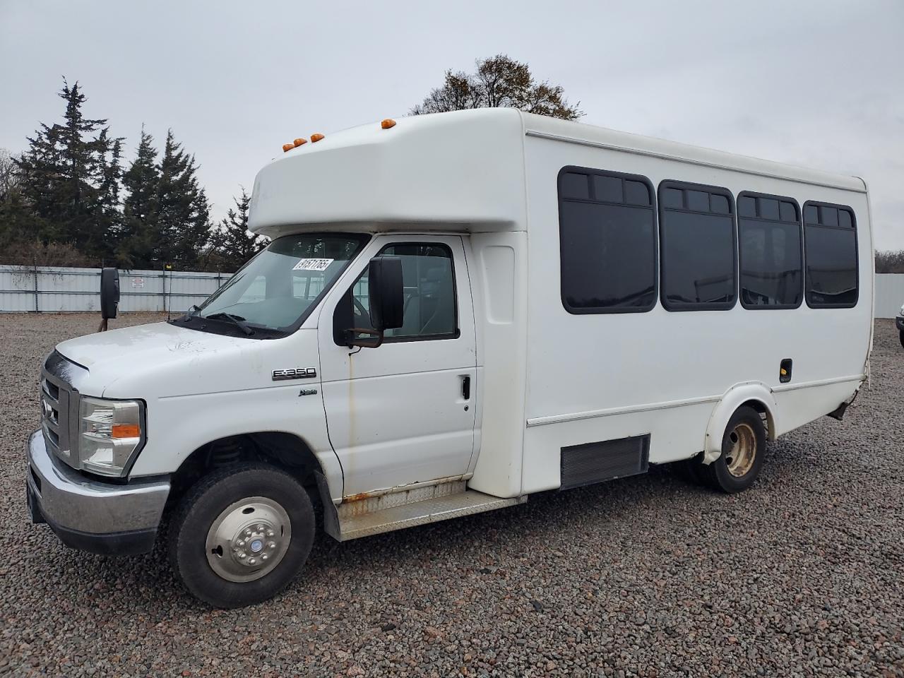 FORD ECONOLINE E350 SUPER DUTY CUTAWAY VAN