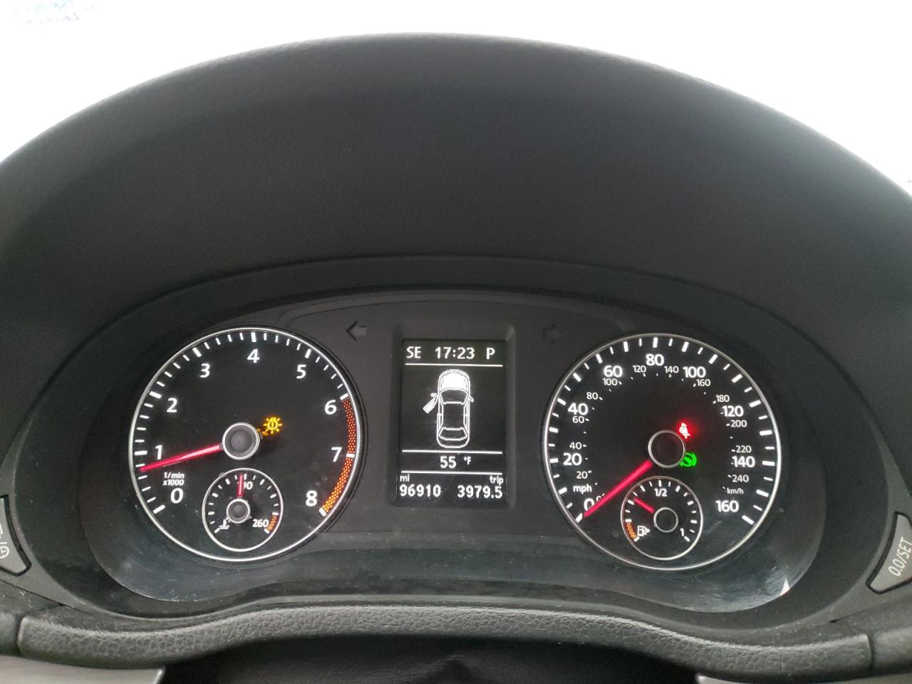 VOLKSWAGEN PASSAT SE