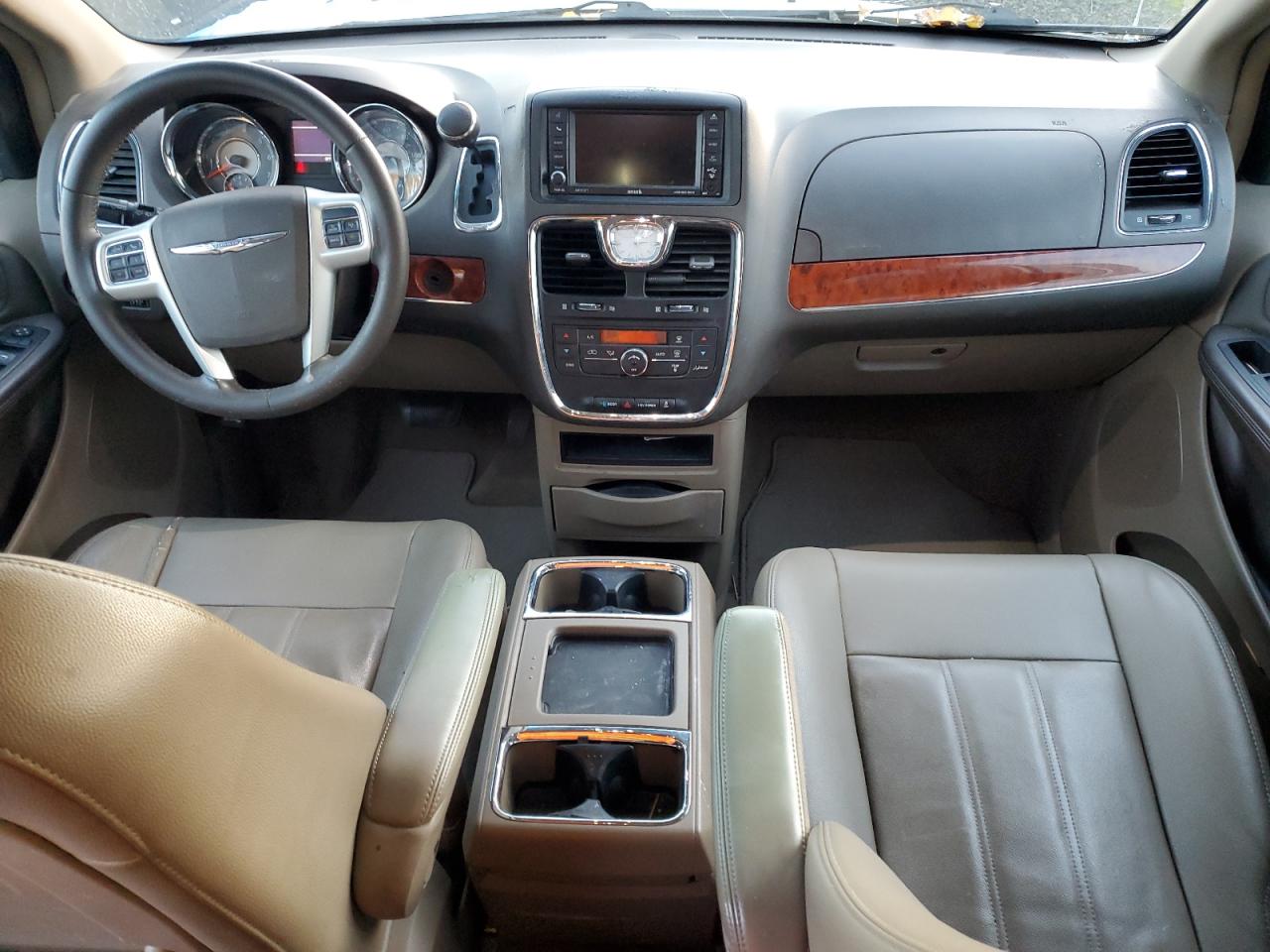 CHRYSLER TOWN & COUNTRY TOURING