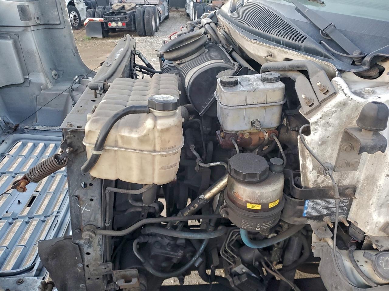 Lot #3304023634 2003 CHEVROLET C7500 C7C0