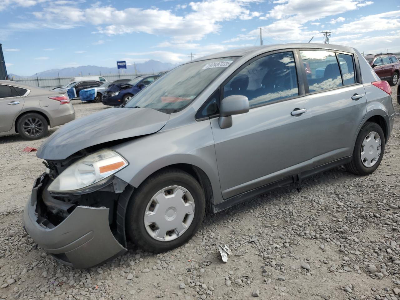 NISSAN VERSA S