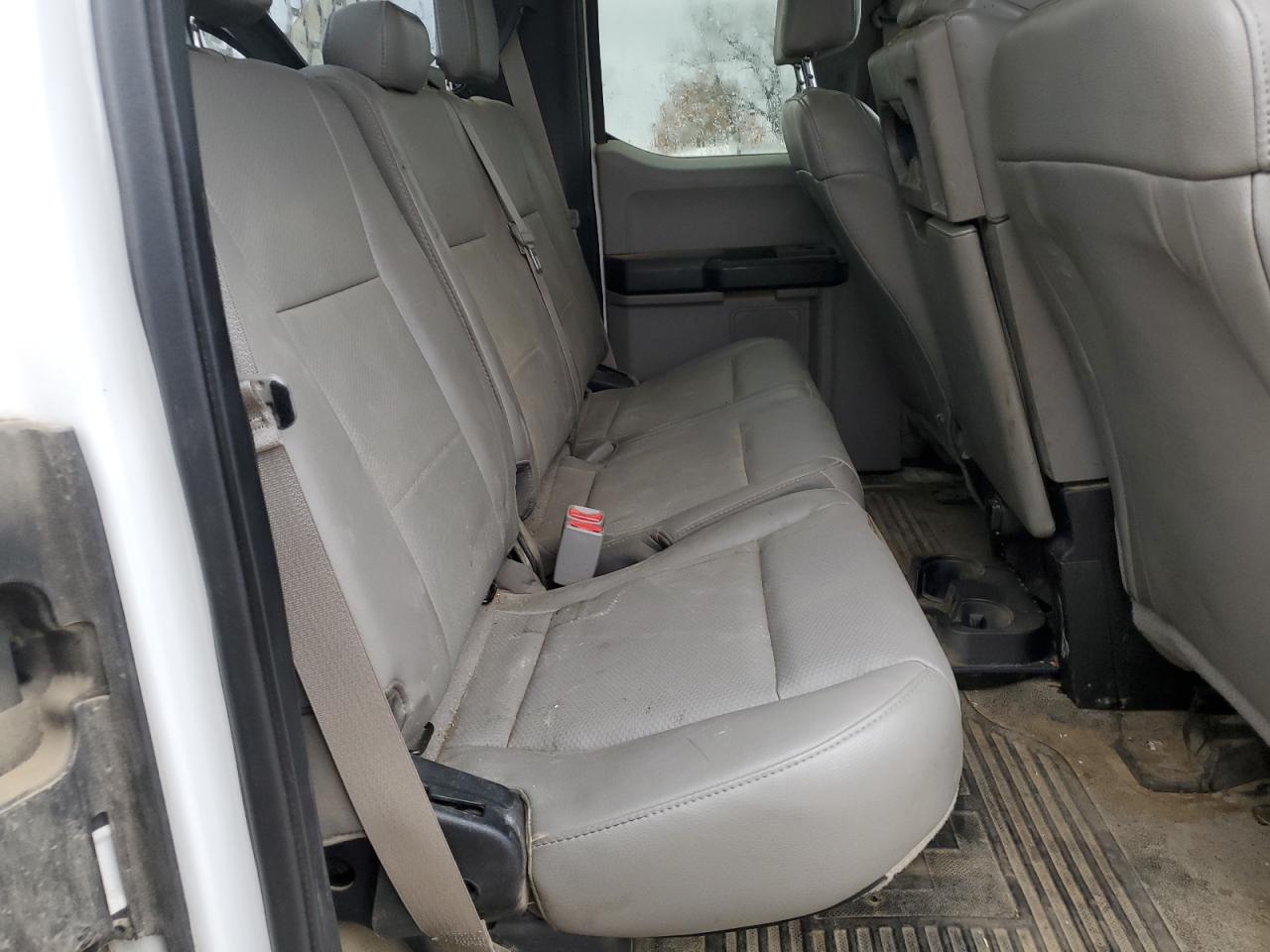 FORD F-350 SUPER DUTY