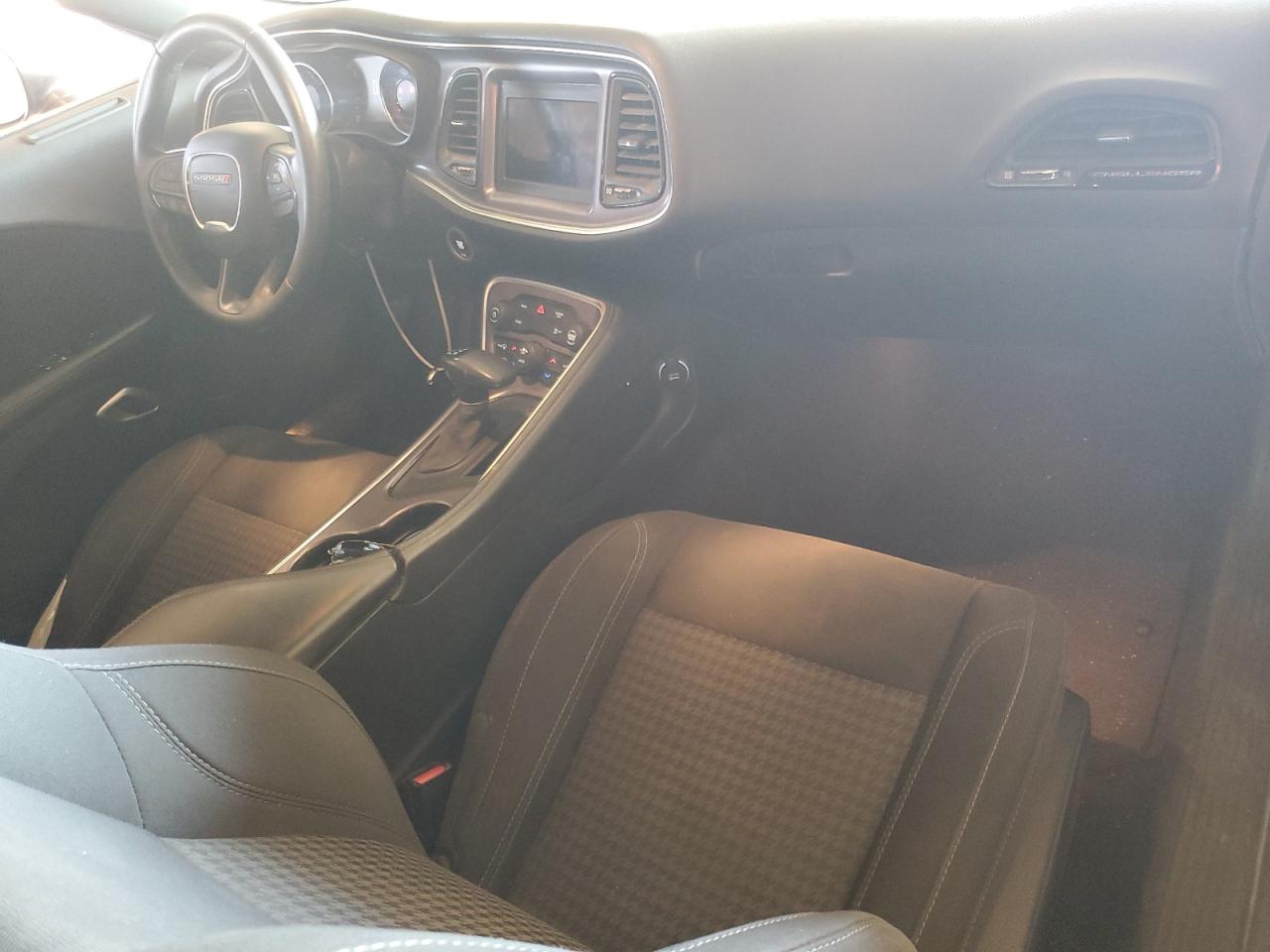 DODGE CHALLENGER SXT