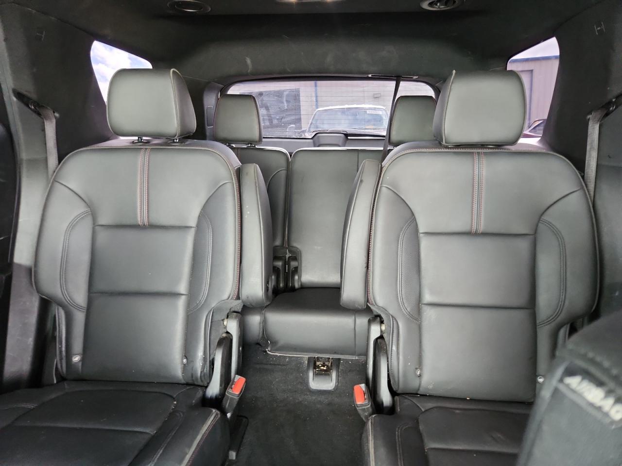 CHEVROLET TRAVERSE RS