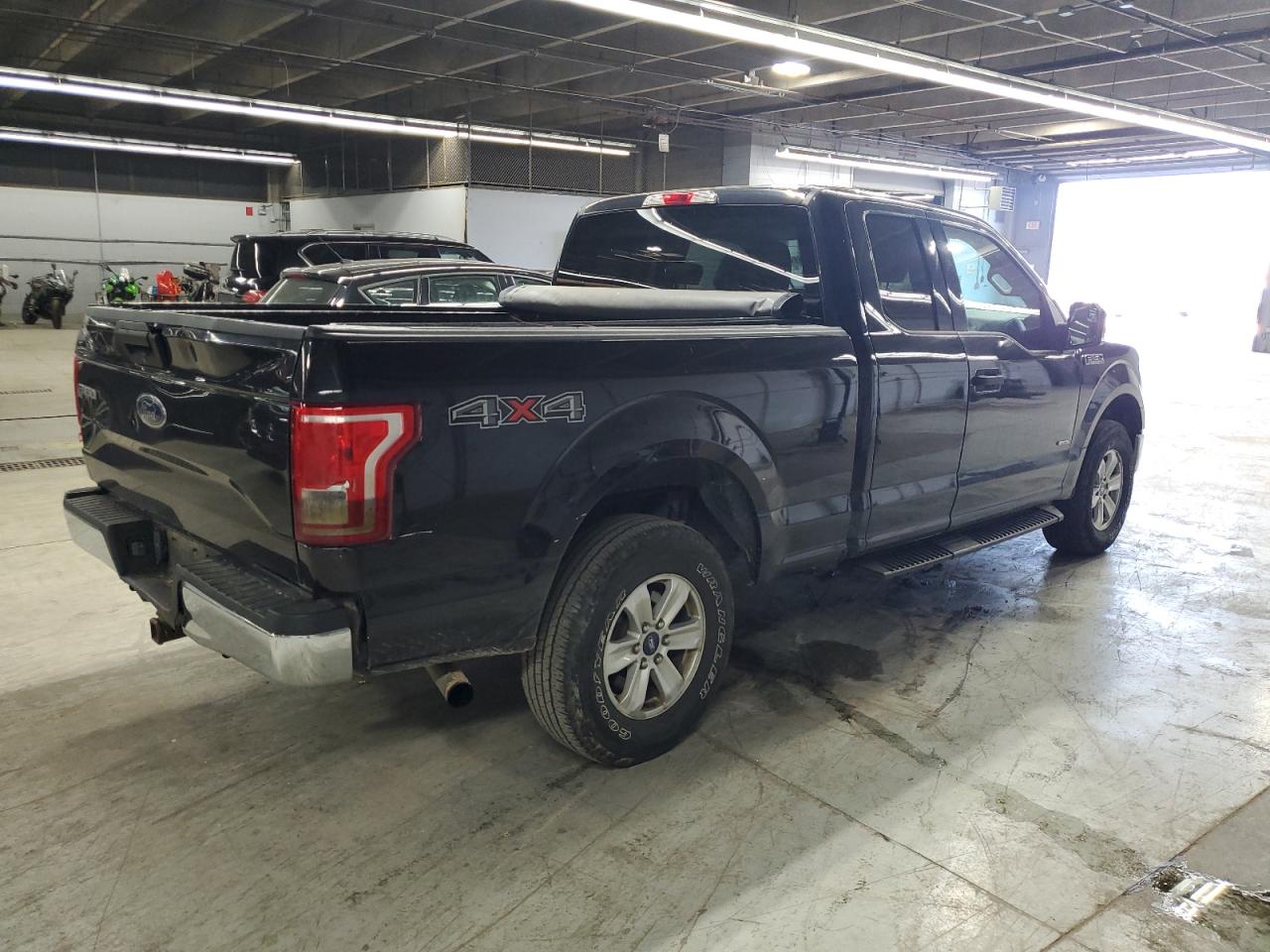 FORD F-150 SUPER CAB