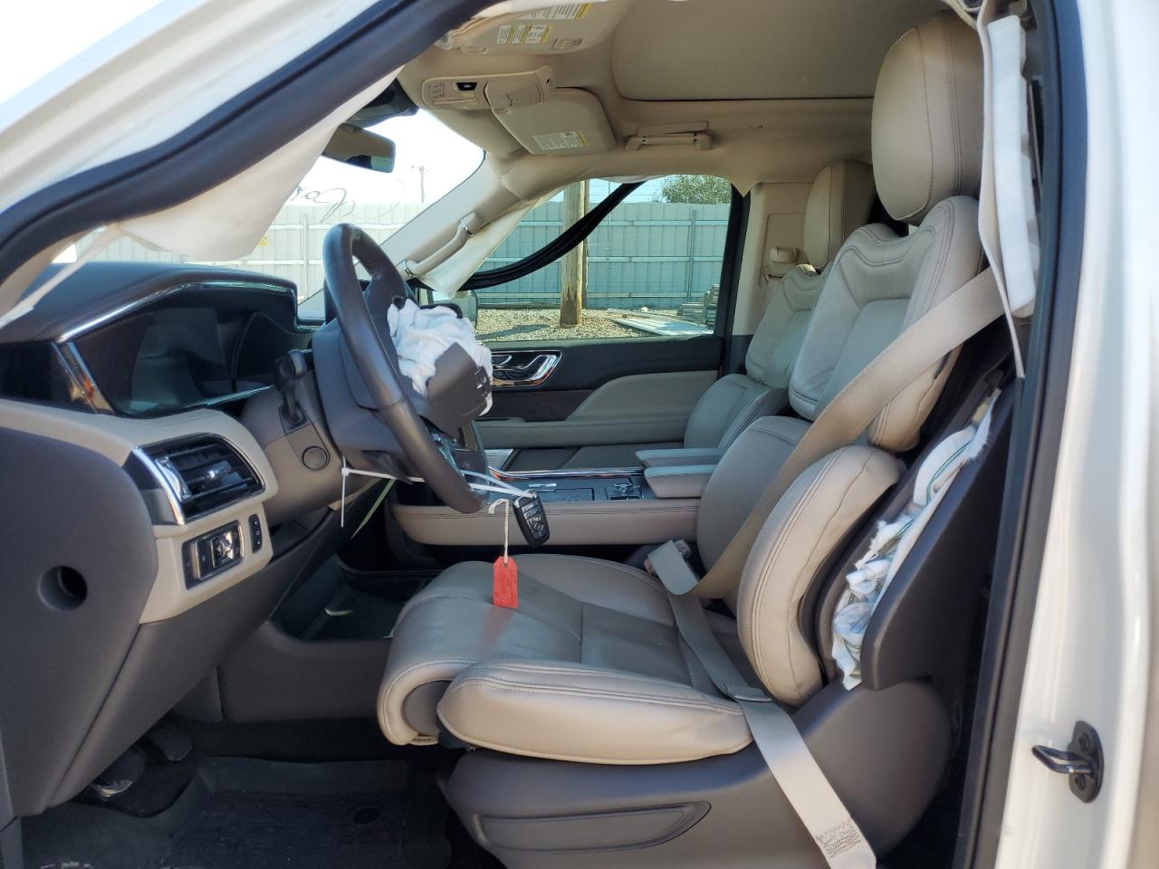 LINCOLN NAVIGATOR RESERVE