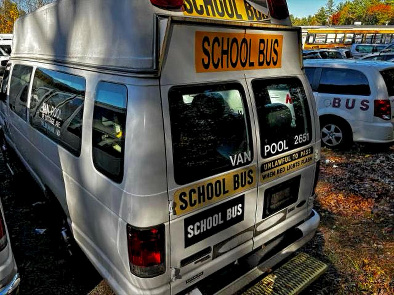 FORD ECONOLINE E250 VAN