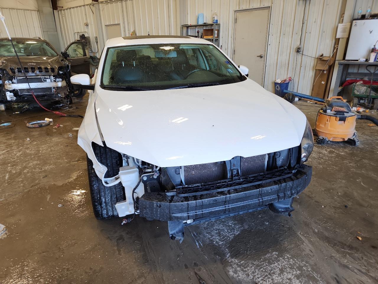 VOLKSWAGEN PASSAT SE