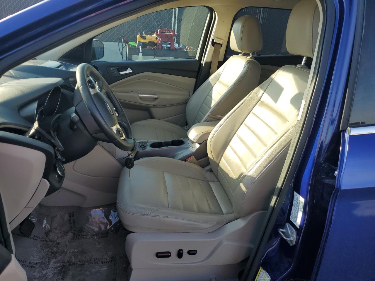 FORD ESCAPE SE